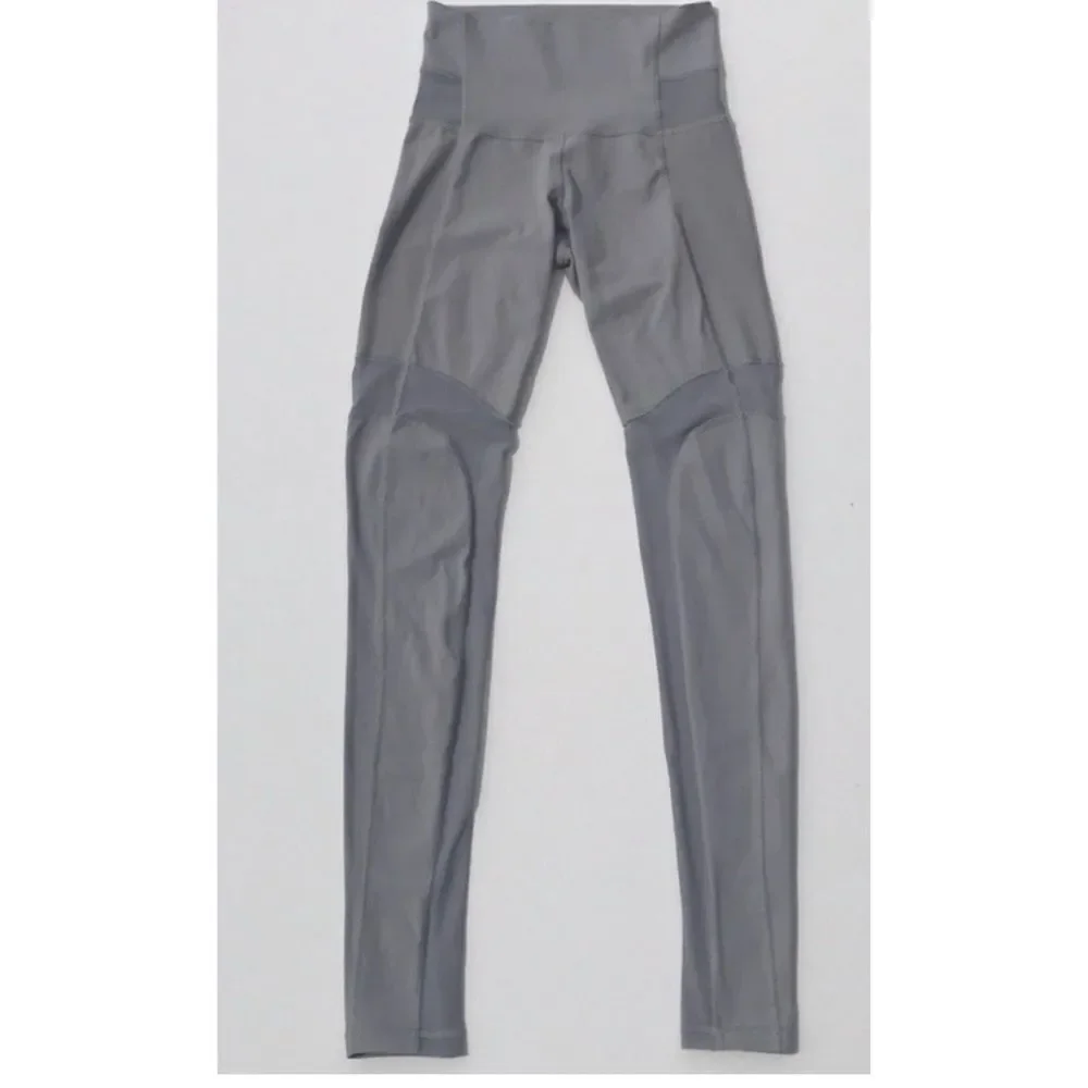 Lululemon Breathe Easy Leggings in Ambient Grey Size 2